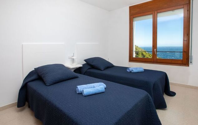 La Sardana - Photo 13